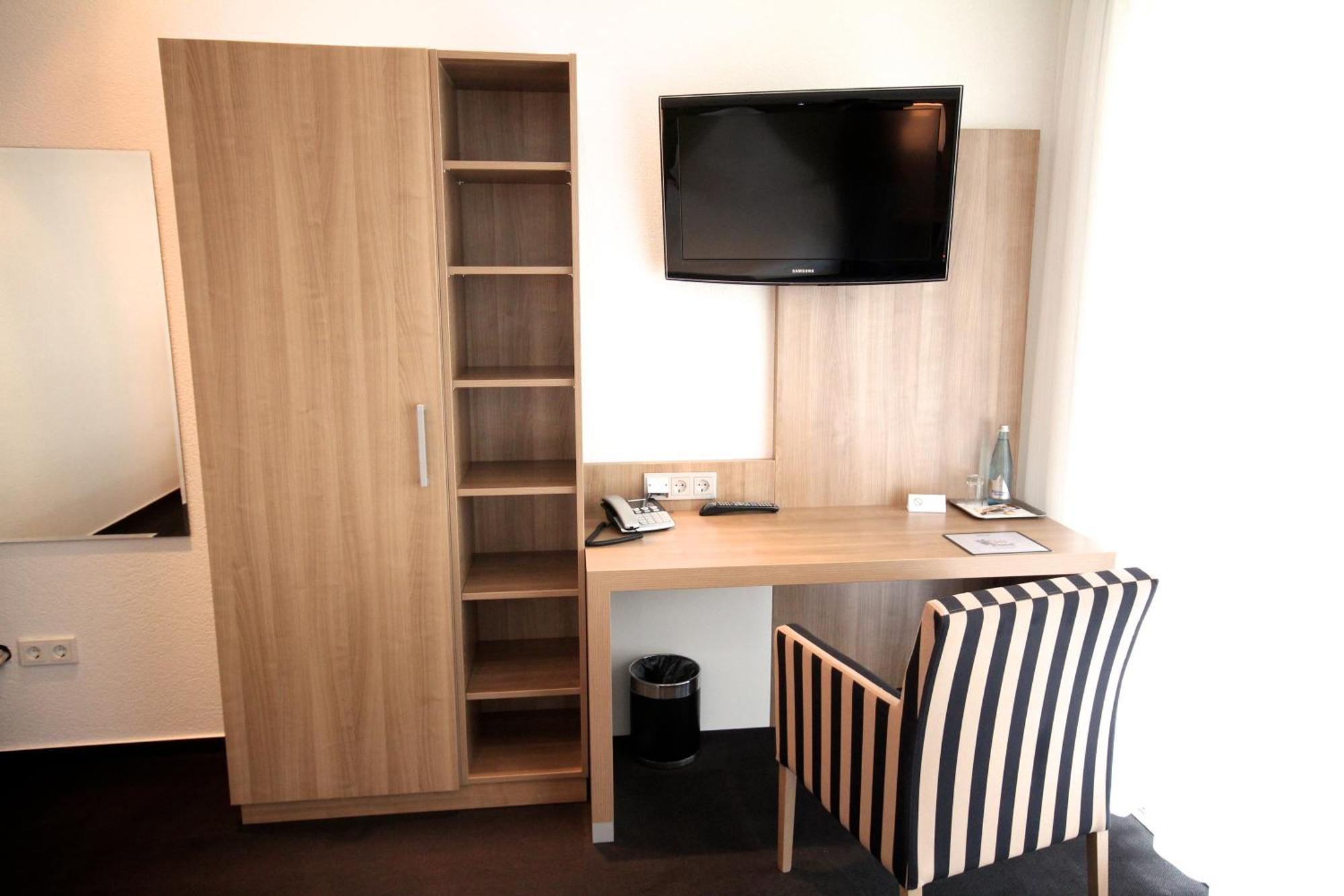 Hotel Go2Bed Weil Am Rhein - Basel Weil am Rhein Exterior foto